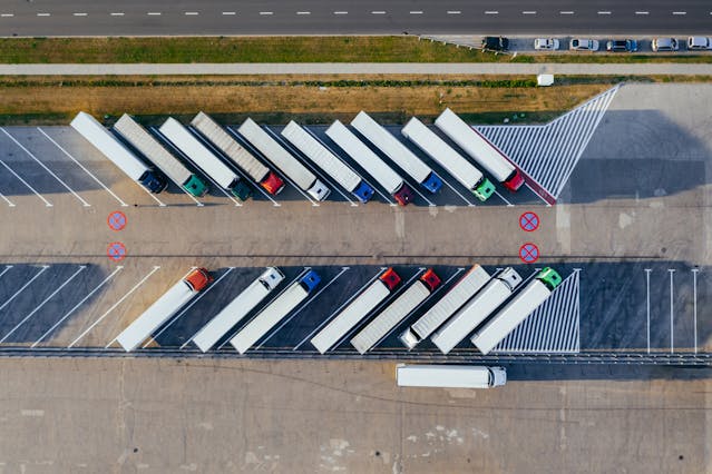 Tariffs, Trailers & Tender Rejections: What's Moving Freight in May.